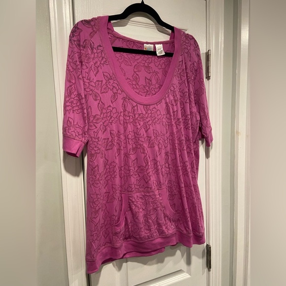 Bold Spirit Size XL Pink Semi Sheer Rose Floral Short Sleeve Pullover Hoodie Top - Picture 5 of 10